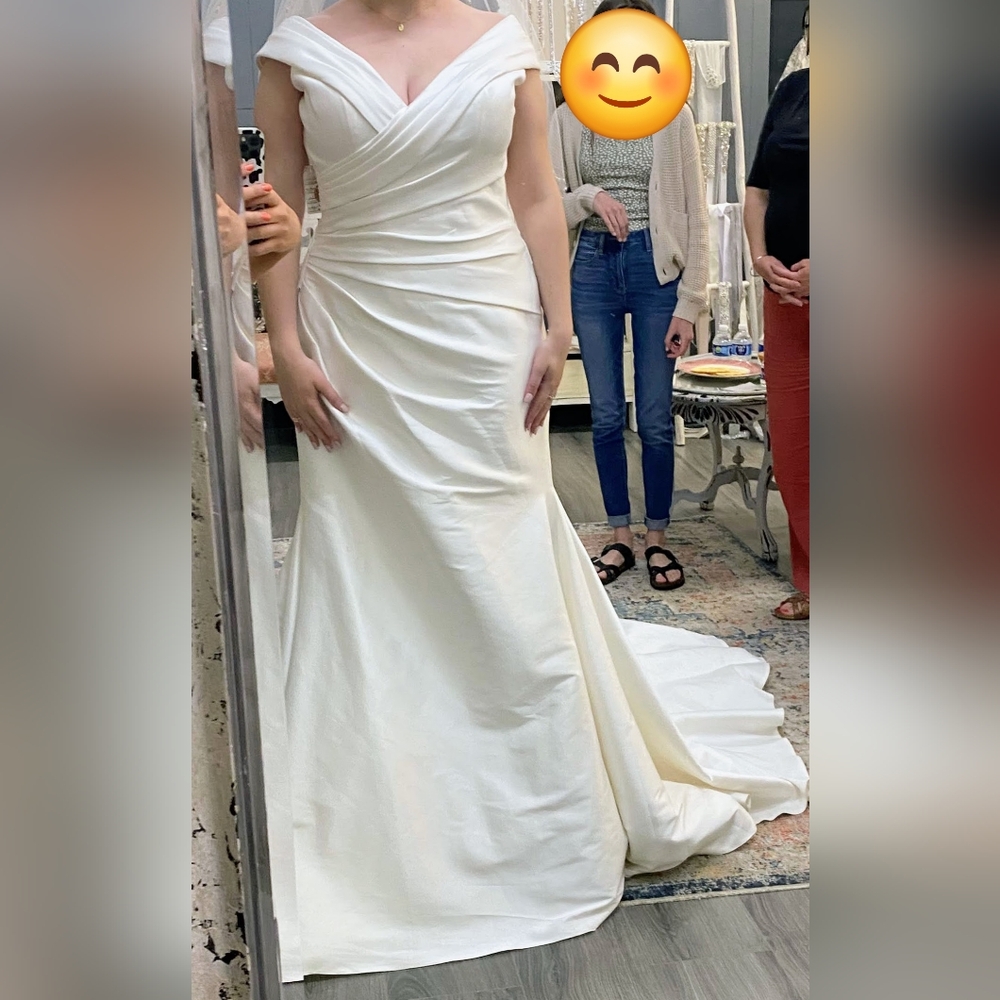 MAKE AN OFFER! Morilee Stacey Wedding Gown- Ivory, Size 12 - Picture 4 of 11